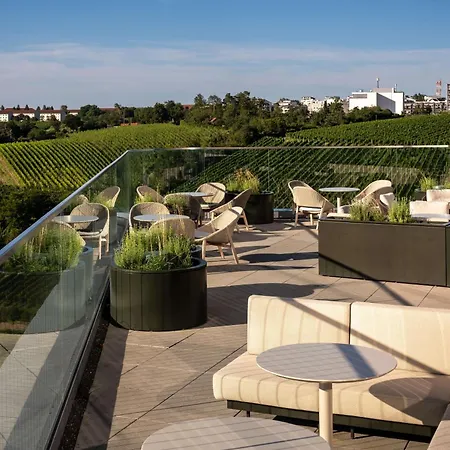 Radisson Blu At Porsche Design Tower Στουτγκάρδη