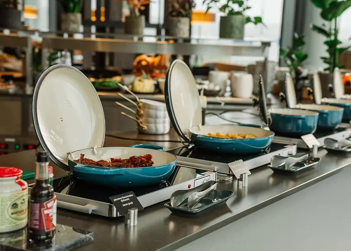 Radisson Blu At Porsche Design Tower 4* シュトゥットガルト