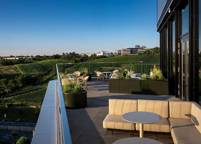 Radisson Blu At Porsche Design Tower