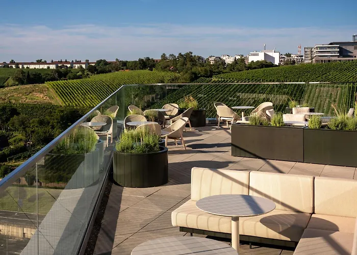 Radisson Blu At Porsche Design Tower Estugarda