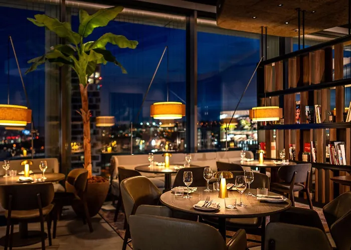 ホテル Radisson Blu At Porsche Design Tower