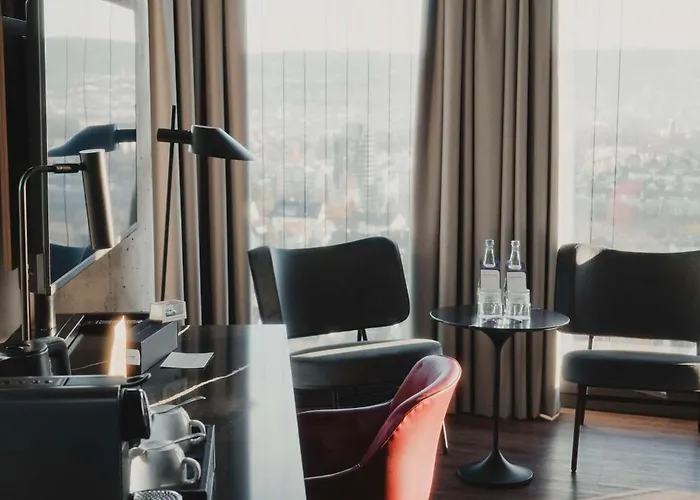 Radisson Blu At Porsche Design Tower