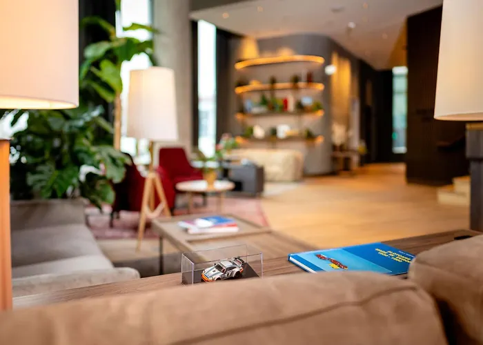 Radisson Blu At Porsche Design Tower Hotel 4*