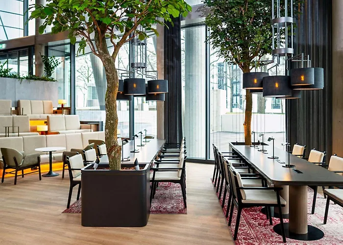 Radisson Blu At Porsche Design Tower Stuttgart