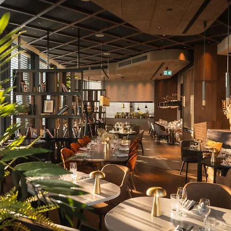 Hotel Radisson Blu At Porsche Design Tower Stuttgart