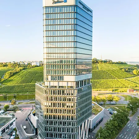 Radisson Blu At Porsche Design Tower Hotel Stuttgart