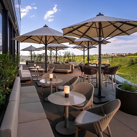 Hotel Radisson Blu At Porsche Design Tower Stuttgart