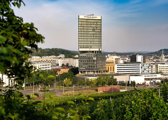 Отель Radisson Blu At Porsche Design Tower